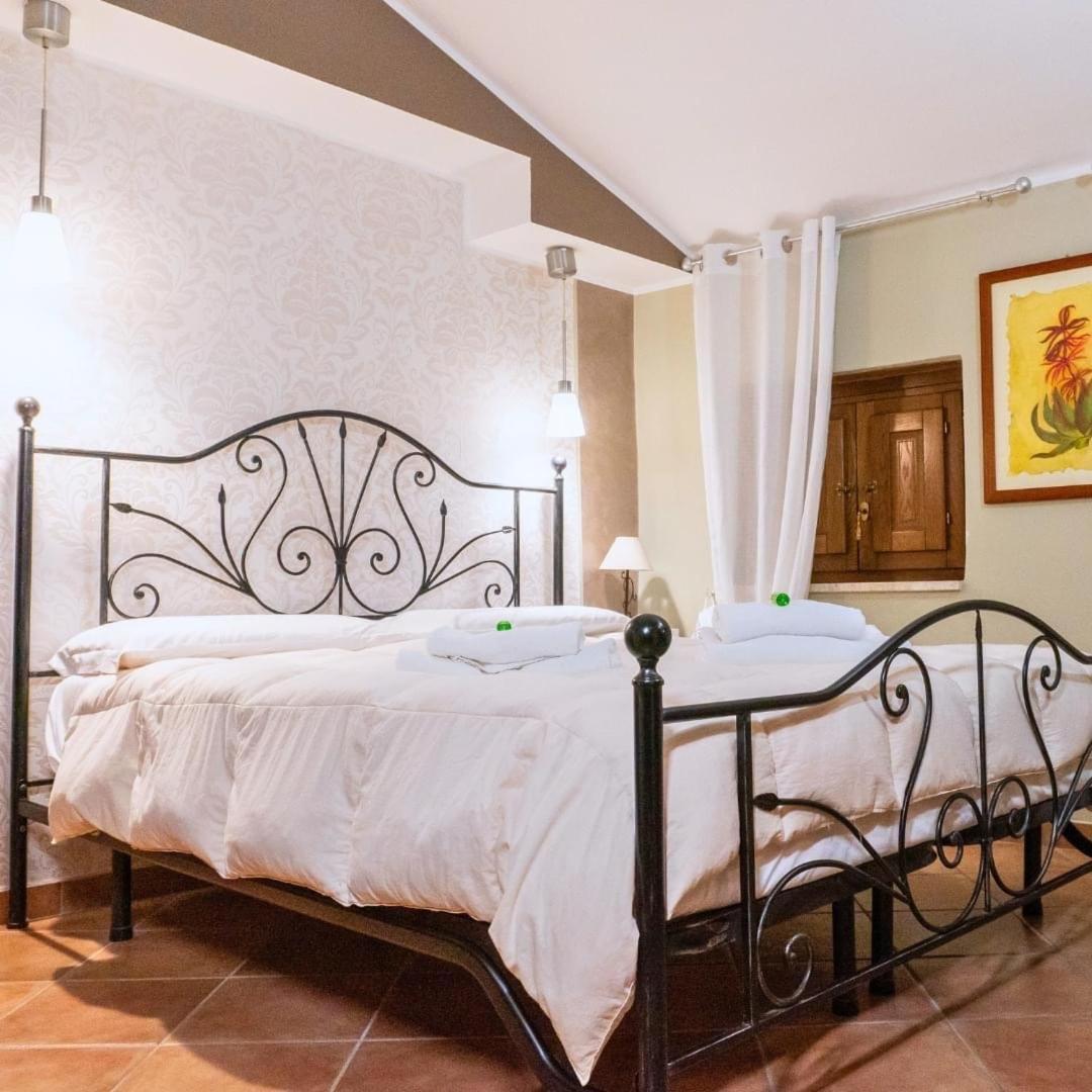 Al Piccolo Borgo Locanda Con Alloggio Castelnuovo Parano Extérieur photo